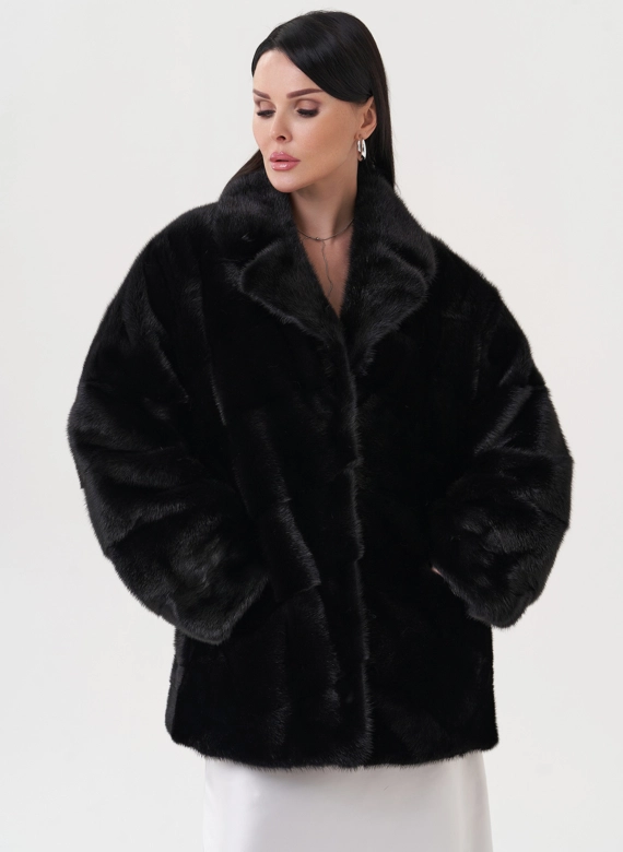 Укороченная шуба из меха норки