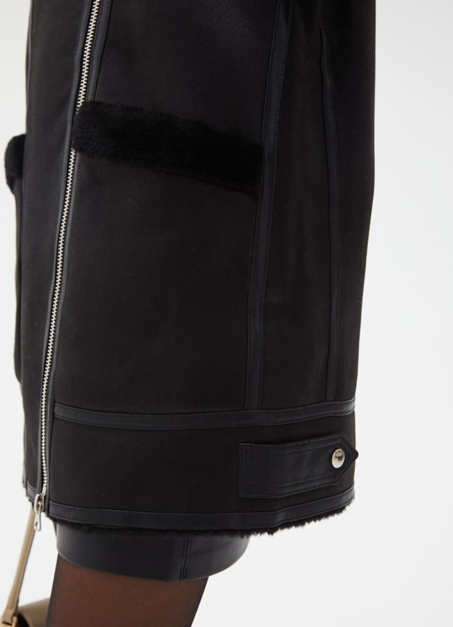 Женская удлиненная дубленка из эко кожи модель № 32022 универмаг малина