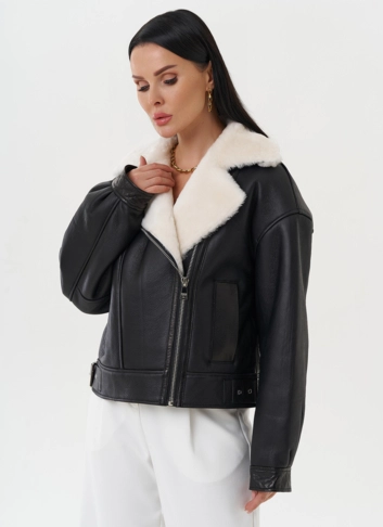 Натуральная дубленка черного цвета фото