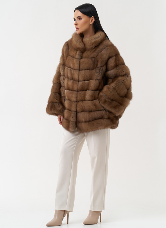 Шуба из куницы с воротником стойка