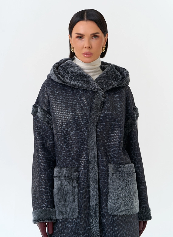Женская двухсторонняя дубленка из натурального меха фото