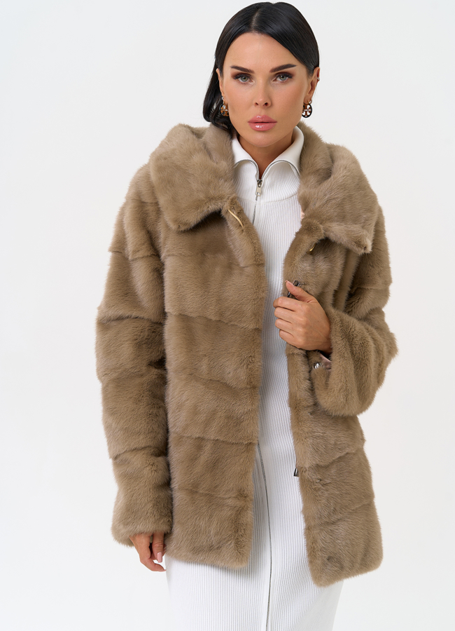 Короткая шуба с капюшоном модель № 31330 универмаг малина