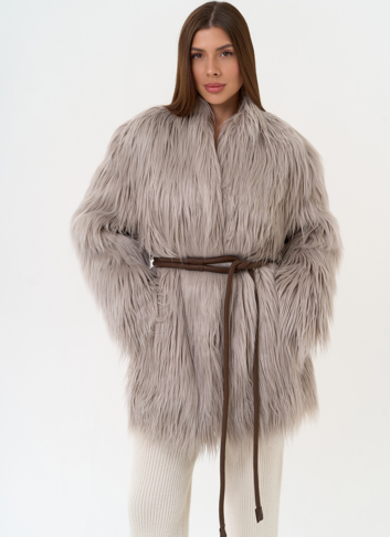 Женская шуба из эко меха с декоративным поясом