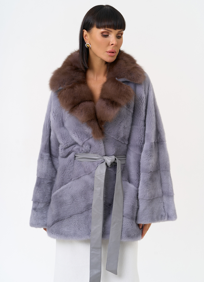 Женская шуба из меха норки с воротником из меха куницы модель № 27581 в рассрочку